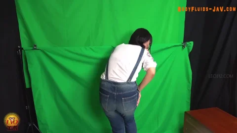 EE-744 デニムモデルの尿失禁 Urinary Incontinence From Denim Models HD