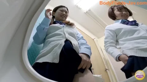 BFSL-265 男性のトイレでおしっこをして遊んでいます Played Peeing at Men’s Restroom HD