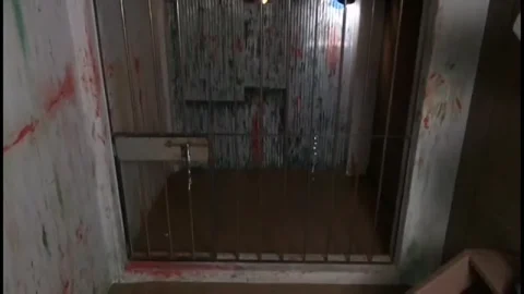 VRXS-120 Schoolgirls pissing and shitting on human toilet.