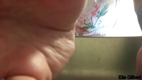 EllaGilbert – Small Kitchen Sink Poop P1