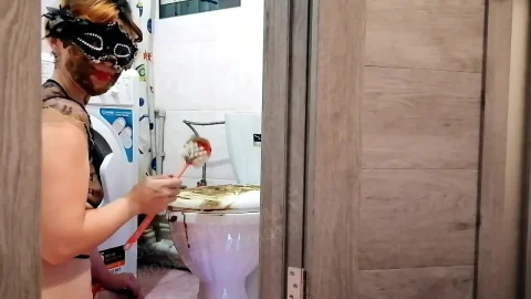 ModelNatalya94 – Real slave licks the toilet brush 2021, ScatShop, Poop Videos, Scat, Smearing