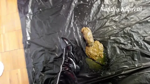 Kazer – Kazer Talks Food and Shits in Tent! Extended Scene