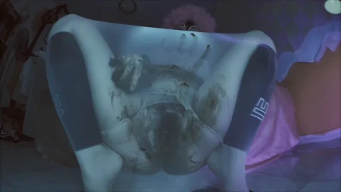 DirtyBetty – Nylon scat ghost Full Video